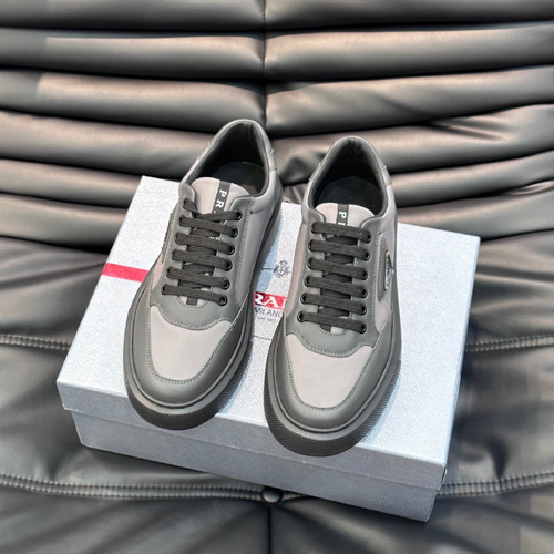 프라다 남성용 스니커즈 F0901-2