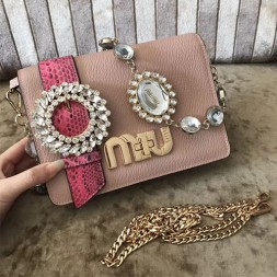 미우미우  엠벨리쉬 숄더백 5BF068 핑크