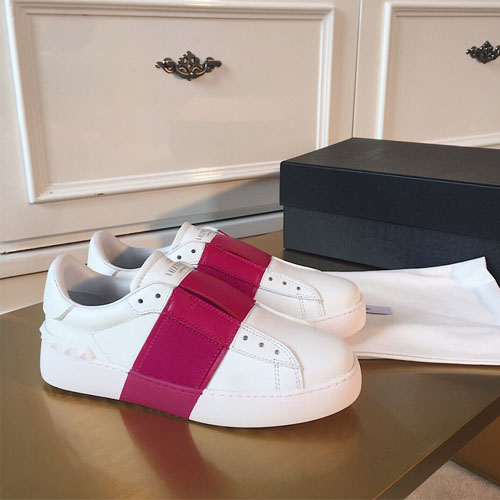 발렌티노 남여공용 신상 스니커즈 2S0S15-2