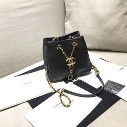 샤넬 뉴시즌 신상 참장식 체인 미니버킷백 AS0829 블랙