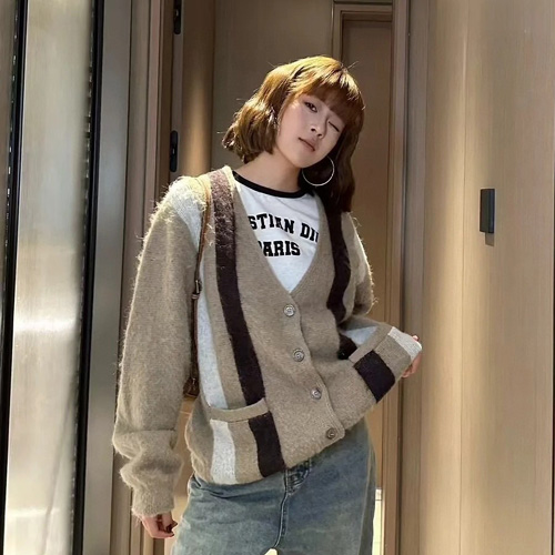 셀린느 남여공용 가디건 008449