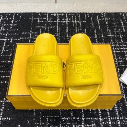 펜디 남여 공용 슬리퍼 FD46229-2