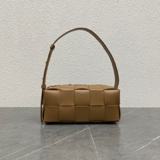 보테가 스몰 브릭 카세트백 729166-5