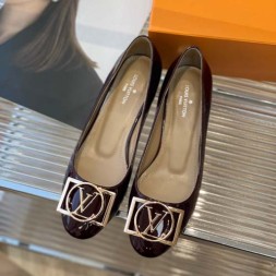 루이비통 여성용 펌프스  M0481-4