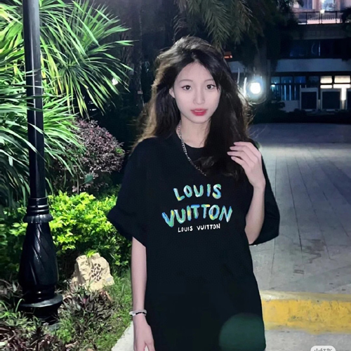 루이비통 남여공용 반팔 M10484