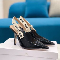 디올  신상 펌프스 KDI544 블랙 에나멜