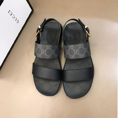 구찌 남성용 신상 샌들 620305