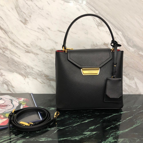 프라다 사피아노 탑핸들 숄더백 1BN012 블랙