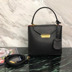 프라다 사피아노 탑핸들 숄더백 1BN012 블랙