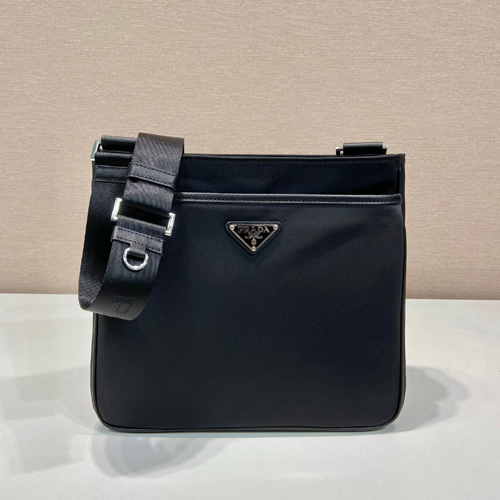 프라다  리나일론 숄더백 2VH118