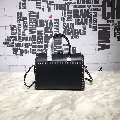 발렌티노 락스터드 탑핸들백 NW0P0272 블랙 금장