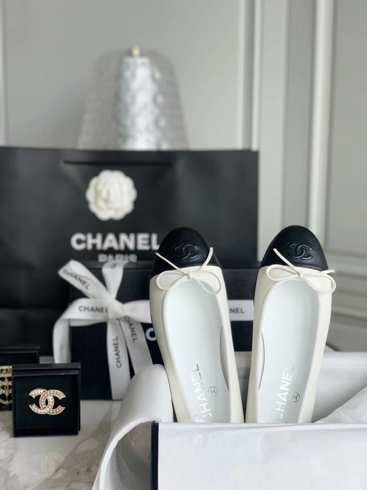 샤넬 플랫 슈즈 G34285