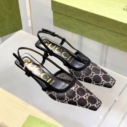 구찌 여성 샌들 621164 블랙