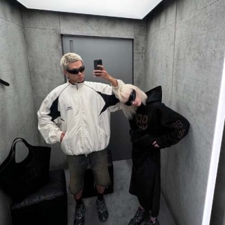 발렌시아가 남여공용 자켓  528813