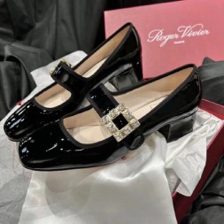 로저비비에 신상 펌프스 RV5516-3