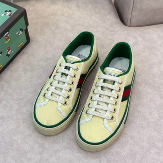 구찌 여성용 신상 스니커즈 620320