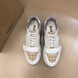 버버리 남성용 스니커즈  475214-1