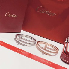 까르띠에 신상 팔찌 CA92534