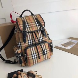 버버리 미디엄 빈티지 체크 가죽 백팩 40731121