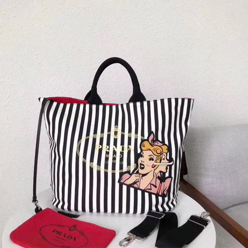 프라다 신상 로고 토트백 1BG161 블랙