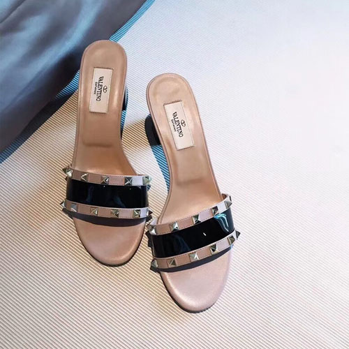 발렌티노 신상 샌들 NW50043 블랙