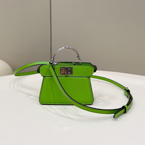 펜디 나노 피카부 맥시 핸들 7AS106-1