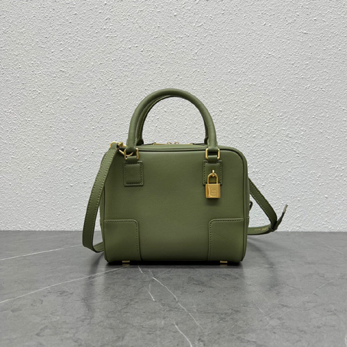 로에베 아마조나 19 스퀘어백 11900-1