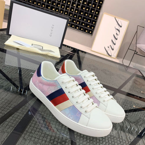 구찌 남여공용 신상 스니커즈 620298-2