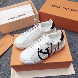 루이비통 타임 아웃 스니커즈 1A4GD1 블랙