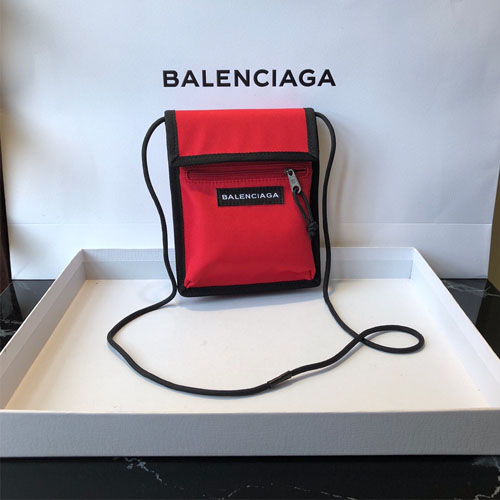 발렌시아가 익스플로러 파우치 스트랩 백 936801 나일론 레드