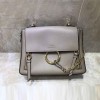 끌로에 스몰 페이 데이 백 GJ308 그레이