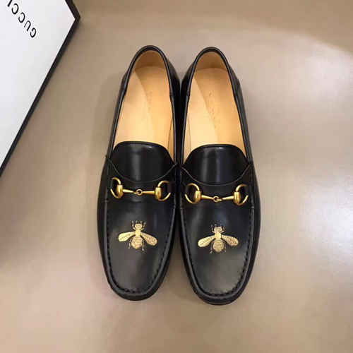 구찌 남성용 신상 로퍼 550059