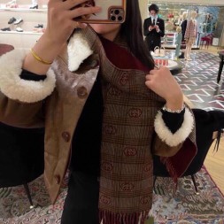 구찌 신상 스카프 G3680