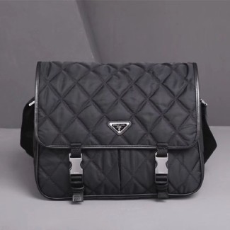 프라다 신상 크로스백 VA0768 블랙