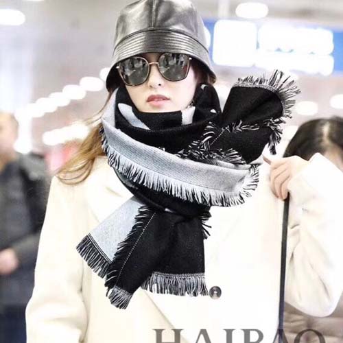 루이비통  스카프  MP2347-1