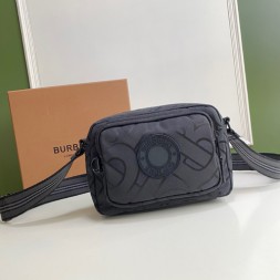 버버리 남여공용  크로스백 80441775