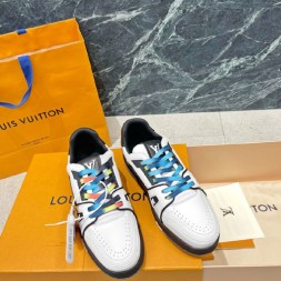 루이비통 남성용 스니커즈  M0415-3