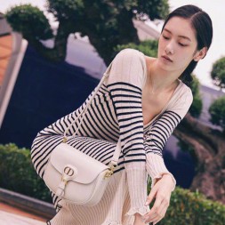 디올 가죽 DIOR BOBBY 스몰 백 M9317 화이트