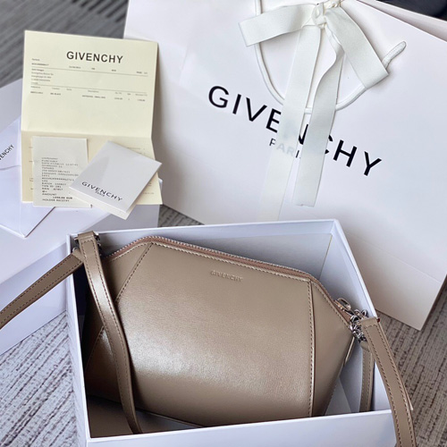 지방시 XS 안티고나 숄더백 BB50H-7