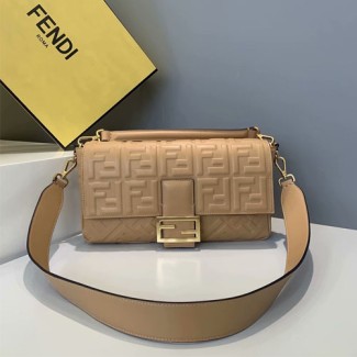 펜디 바게트 라지 8BR771 베이지