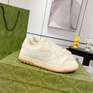 구찌 남여공용 운동화 670498