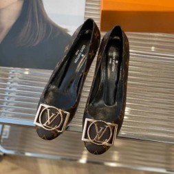 루이비통 여성용 펌프스  M0481-8