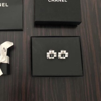 샤넬 신상 귀걸이 C171999