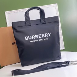 버버리 나일론 토트백 80262331 블랙