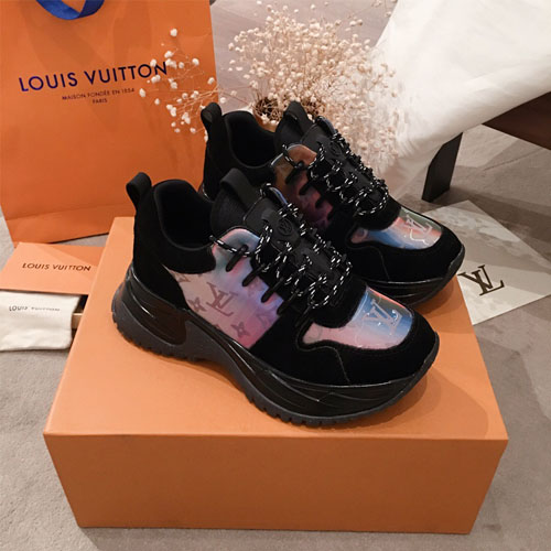 루이비통 남여공용 신상 스니커즈 M0275