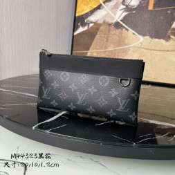 루이비통 디스커버리 포쉐트 M44323