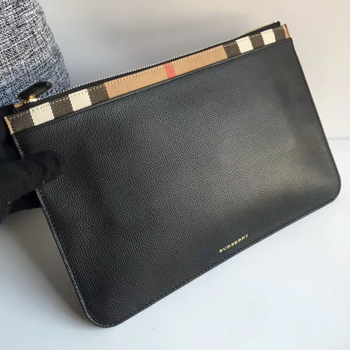 버버리 신상 클러치백 2688300 블랙