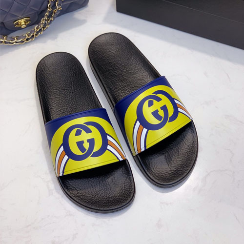 구찌 남여공용 신상 슬리퍼 620278