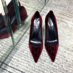 구찌 신상 미드힐 펌프스 ‎602498 벨벳 버건디