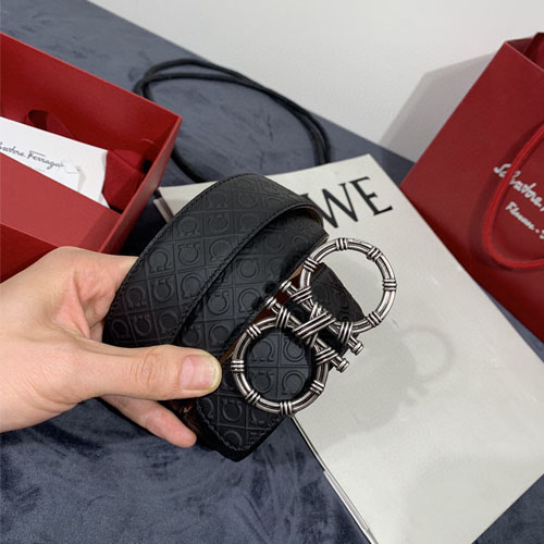 페레가모  신상 벨트 678893 블랙 은장